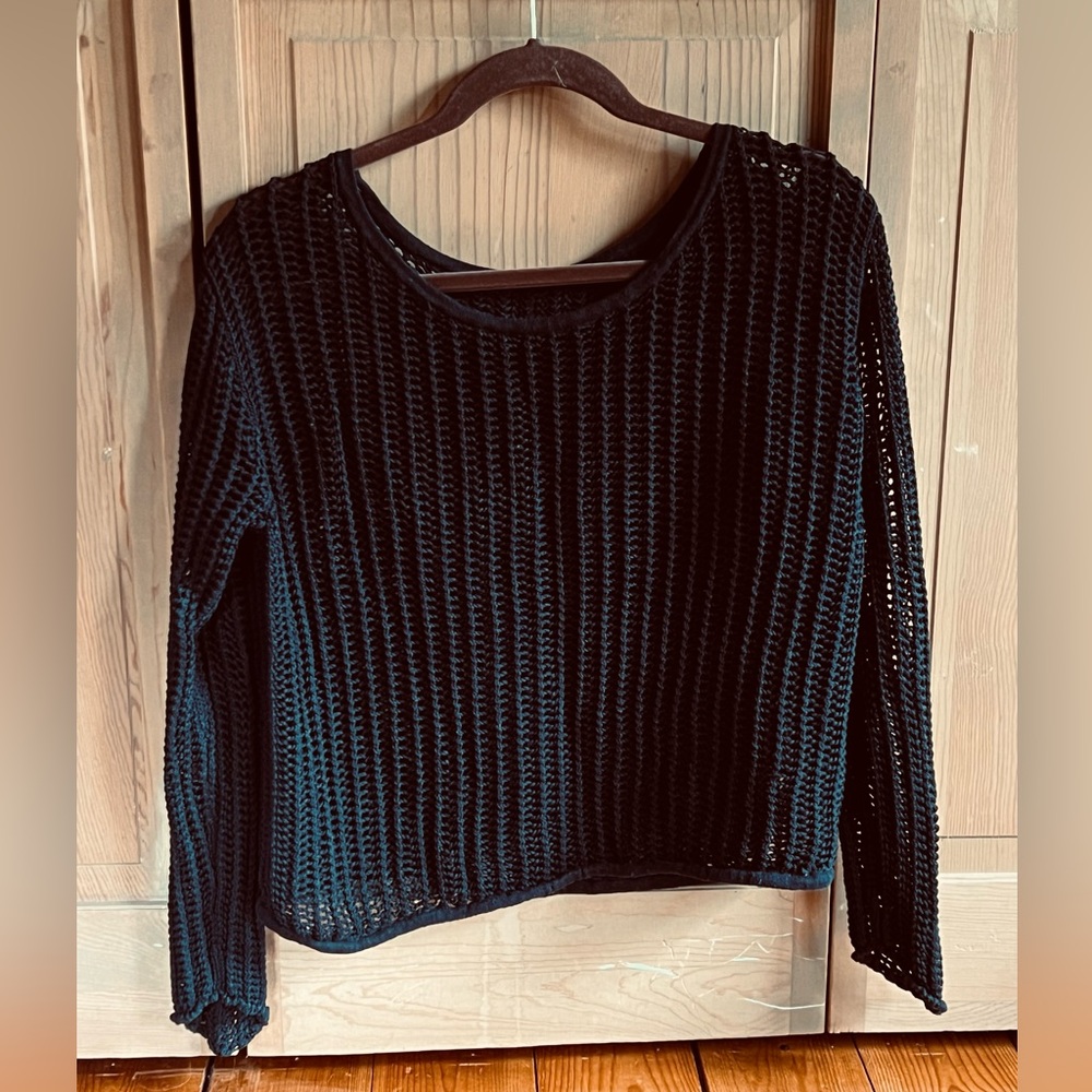 Urban Outfitters Black Fish Net Knit Sweater. Size S. Used good condition.